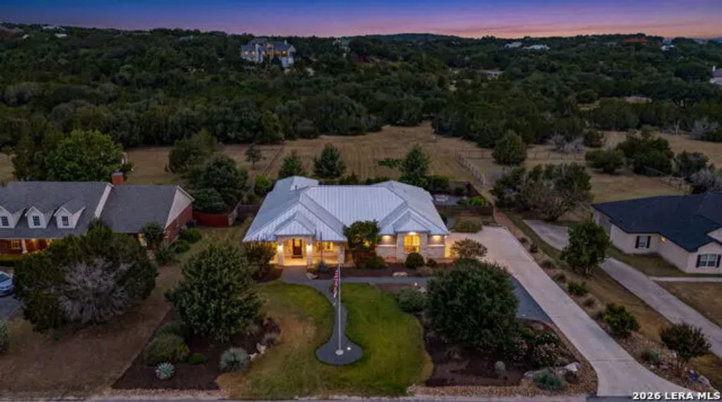 979 Long Meadow, Spring Branch