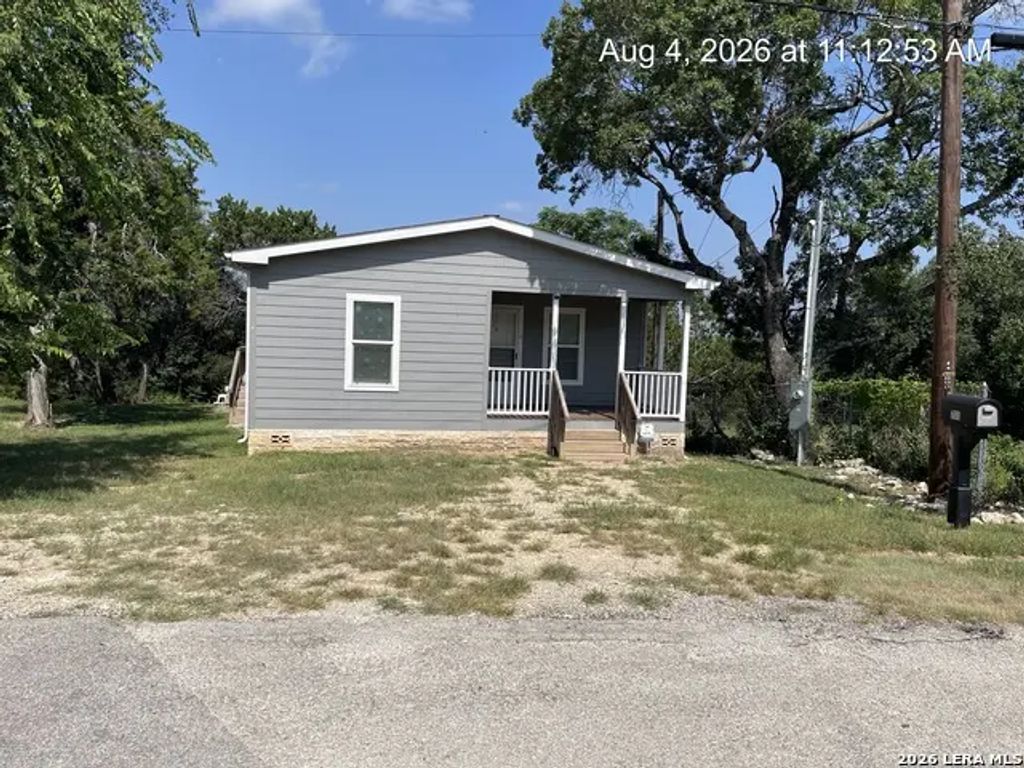 711 La Cresta Dr, Canyon Lake