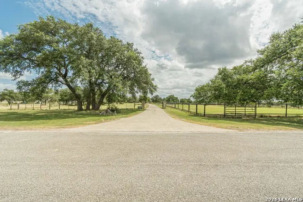 287 San Marcos Trl, New Braunfels