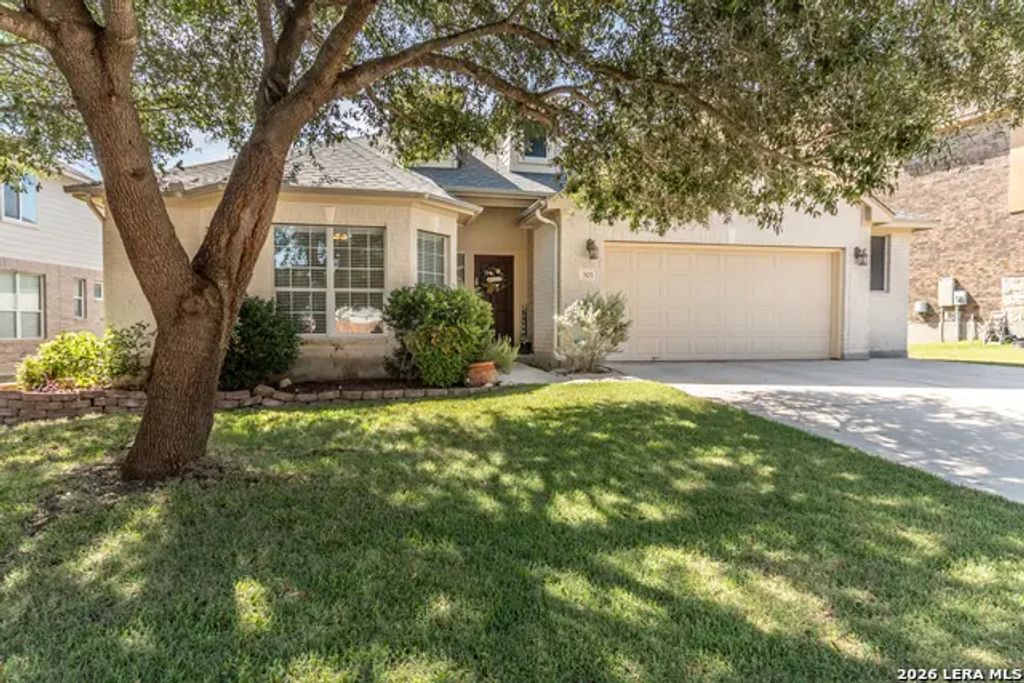 305 Hilton Dr, Cibolo
