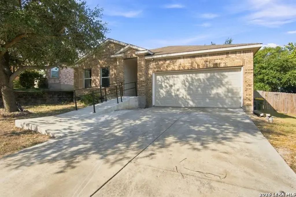 15815 Hastings Park, Selma