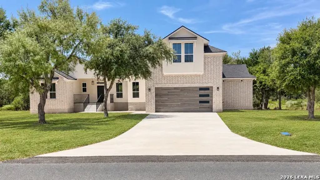 7008 Circle Oak Dr, Bulverde