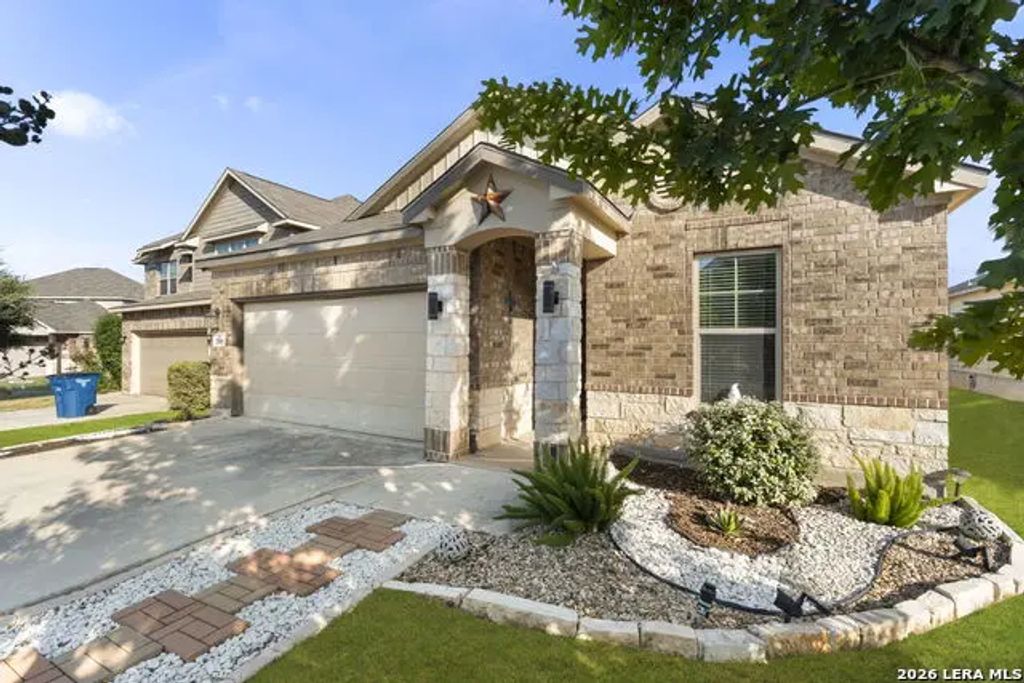 2909 Sunset Summit, New Braunfels