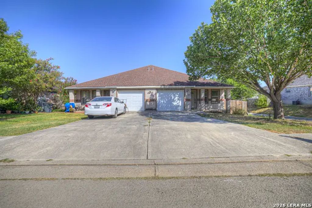 3046 And 3044 Green Mountain, New Braunfels