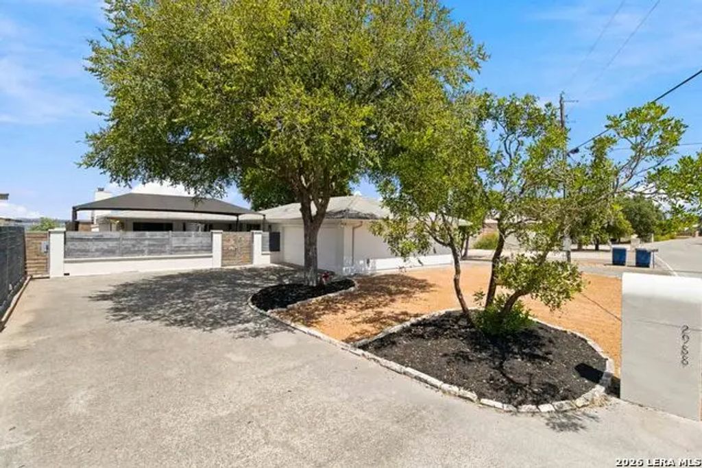 2988 Colleen Dr, Canyon Lake