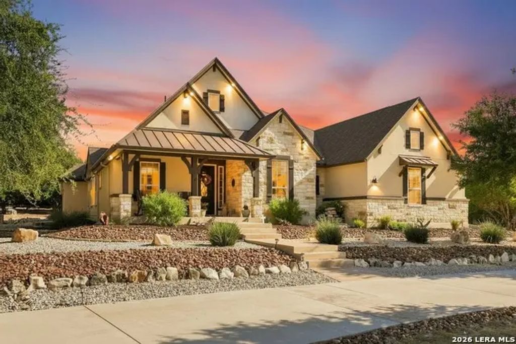 137 Sendera Way, Canyon Lake