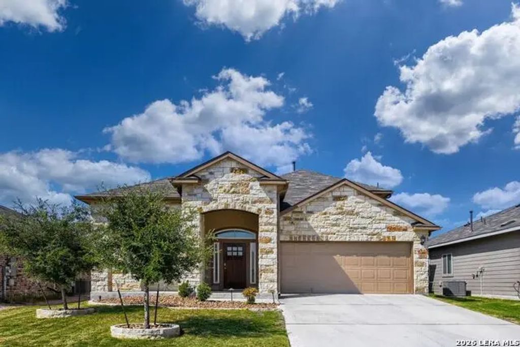 413 Blue Stem Road, New Braunfels