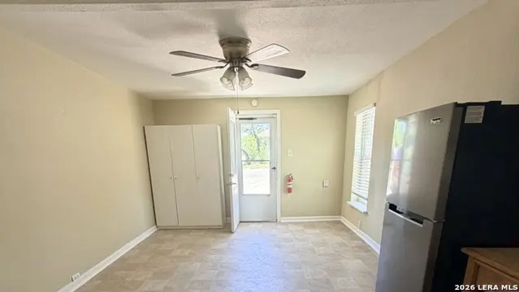 125 Ave Maria Dr 1, San Antonio