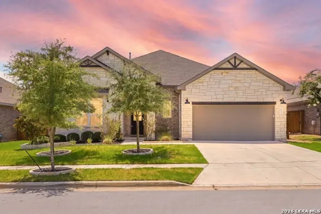 2233 Hoja, New Braunfels