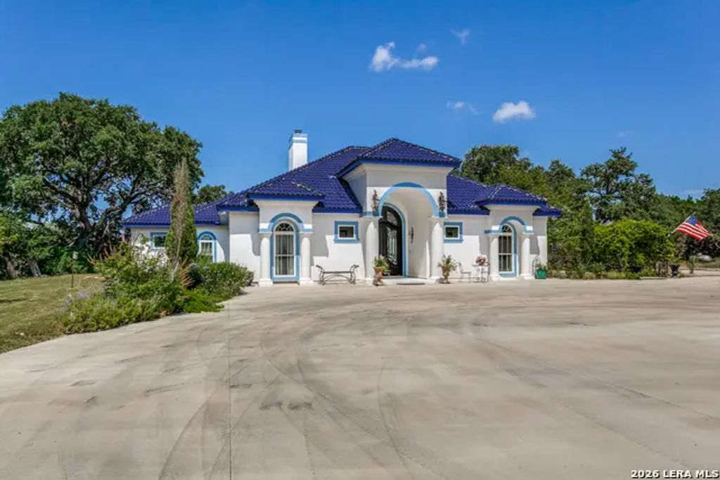 497 N Thunder Creek Rd, Utopia