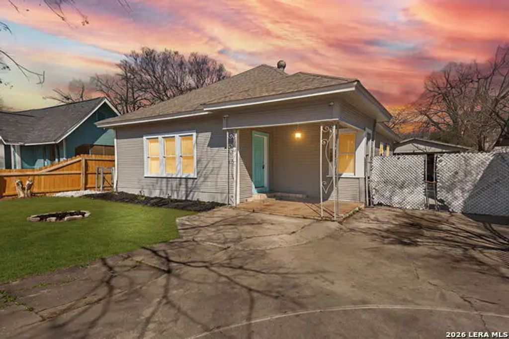 1823 Edison Dr, San Antonio