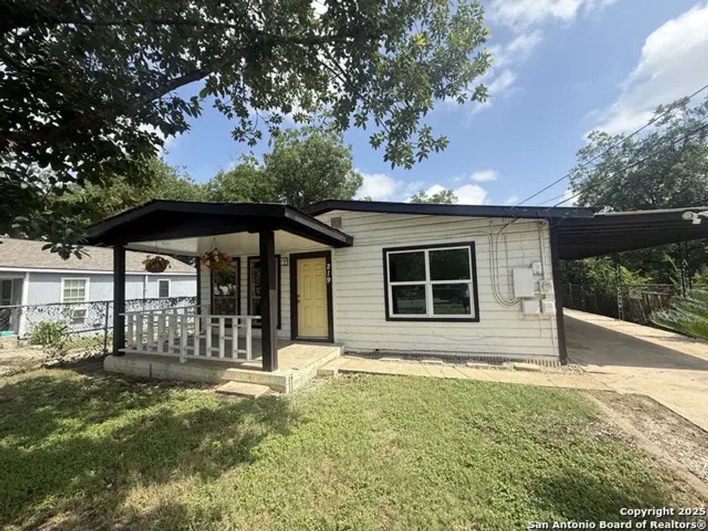 219 Mohawk St, San Antonio