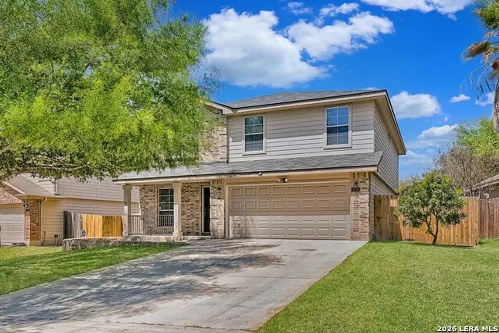8919 Walnut Springs, Universal City