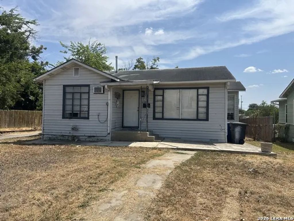 250 Golden Crown, San Antonio