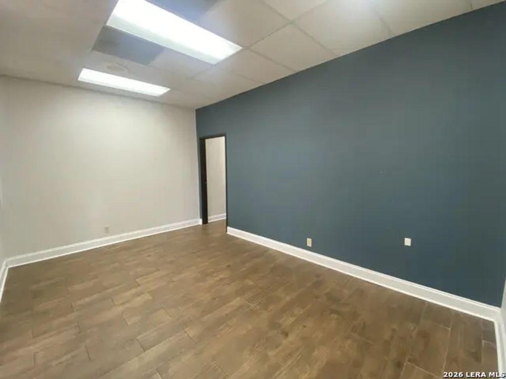 10935 Wurzbach Rd 302, San Antonio