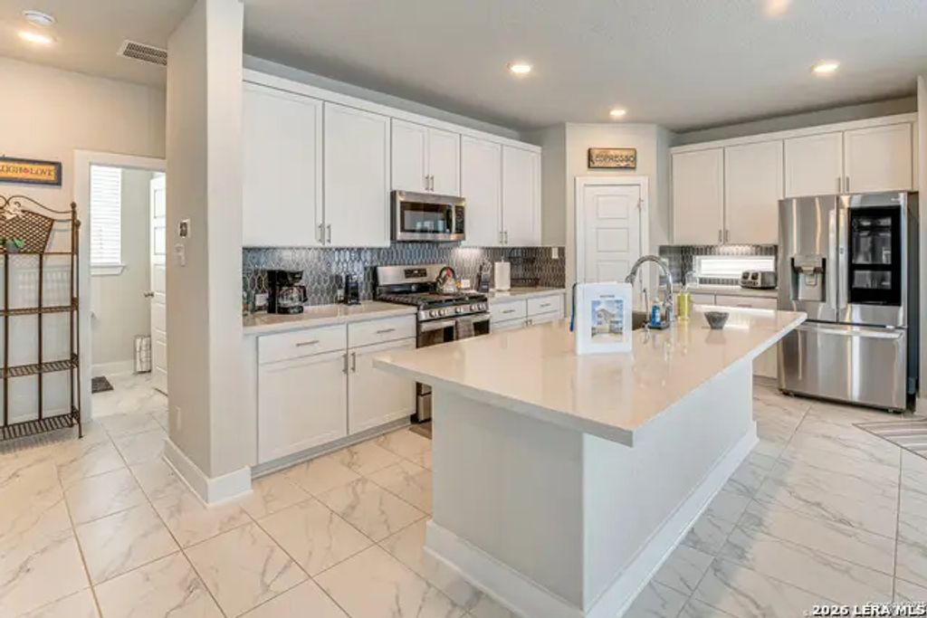 9015 Stillwater, San Antonio