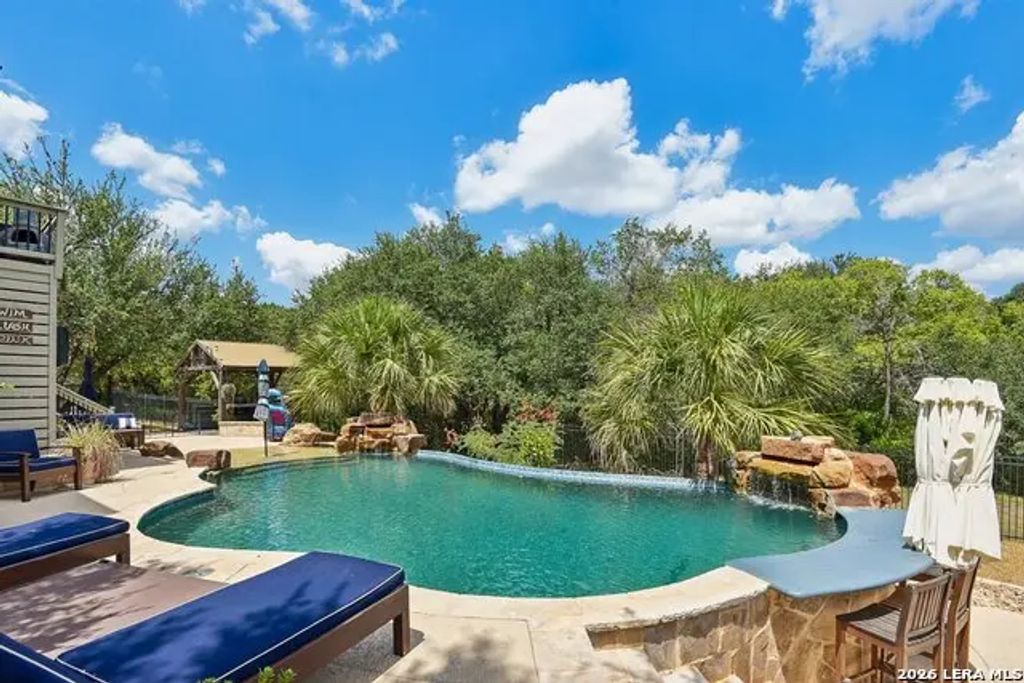 922 Santa Cruz Ln, New Braunfels