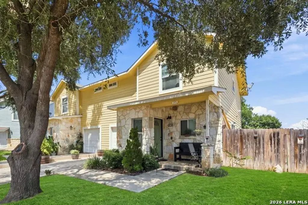 6738 Utopia Hts, San Antonio