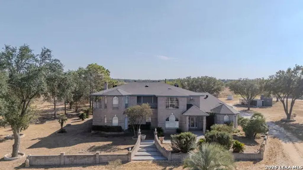 5280 Smith Rd, Von Ormy