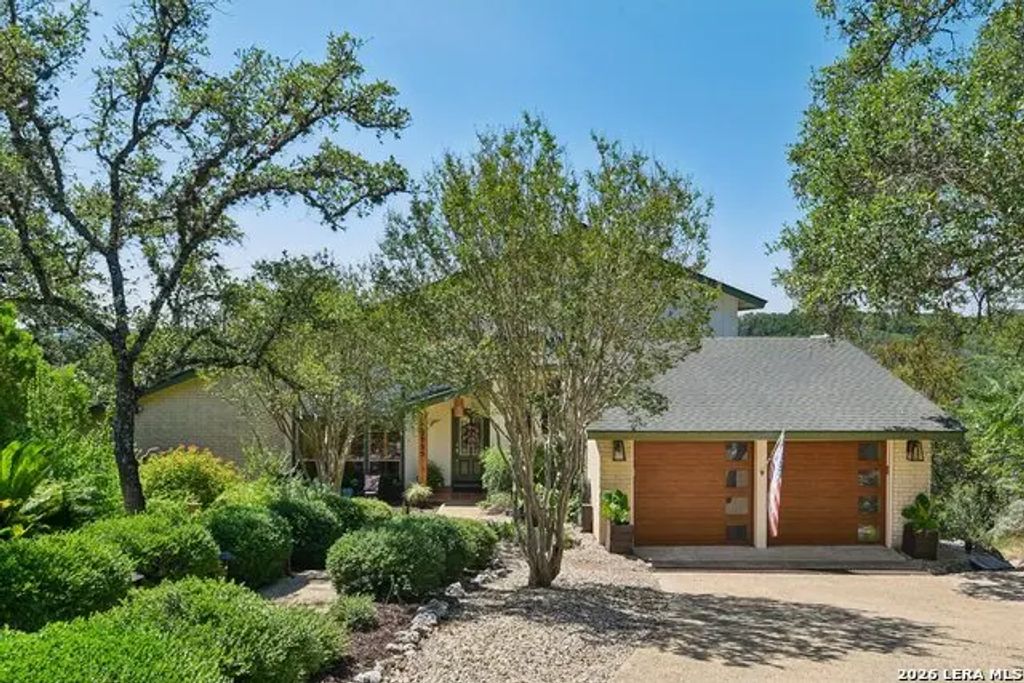 16725 Windjammer, Helotes