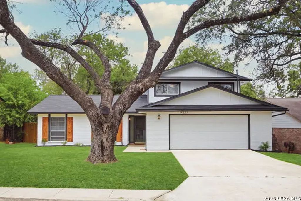 9827 Heritage Farm, San Antonio