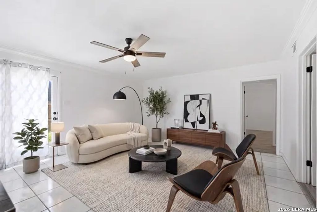 8058 Broadway 142r, San Antonio