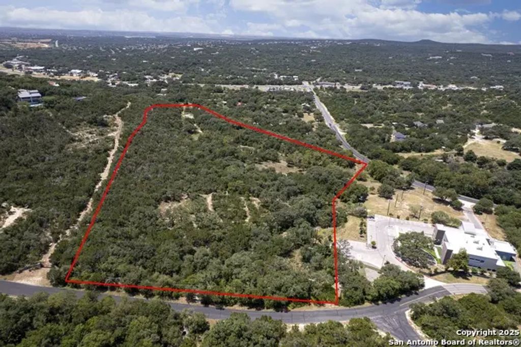 13931 Old Scenic Loop Rd, Helotes