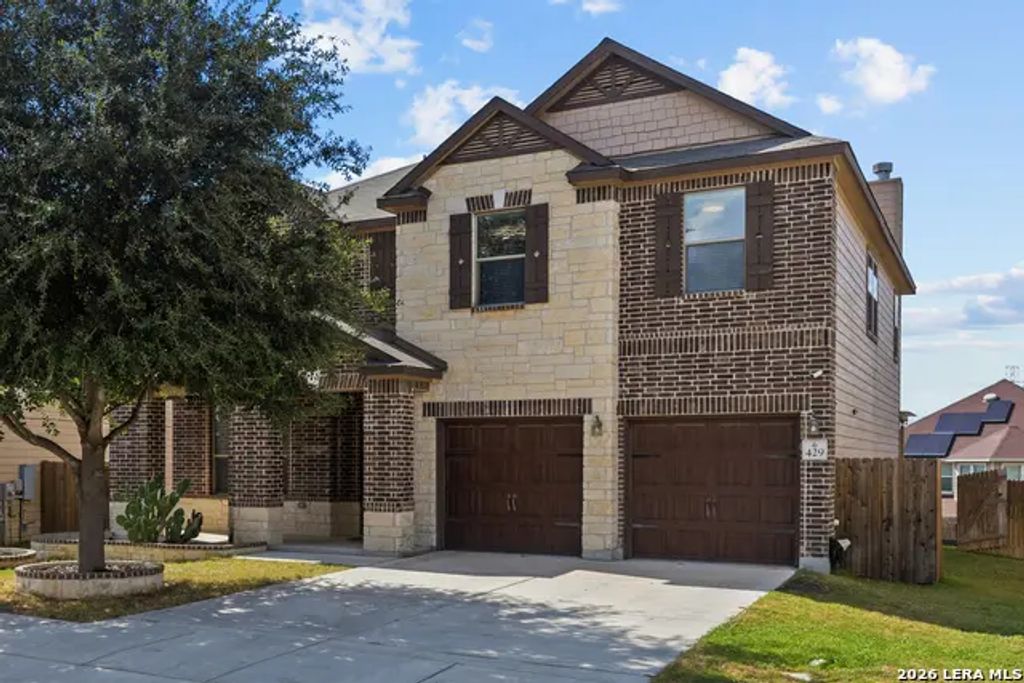 429 Landmark Stone, Cibolo
