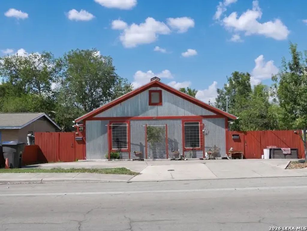 401 Dora St, San Antonio
