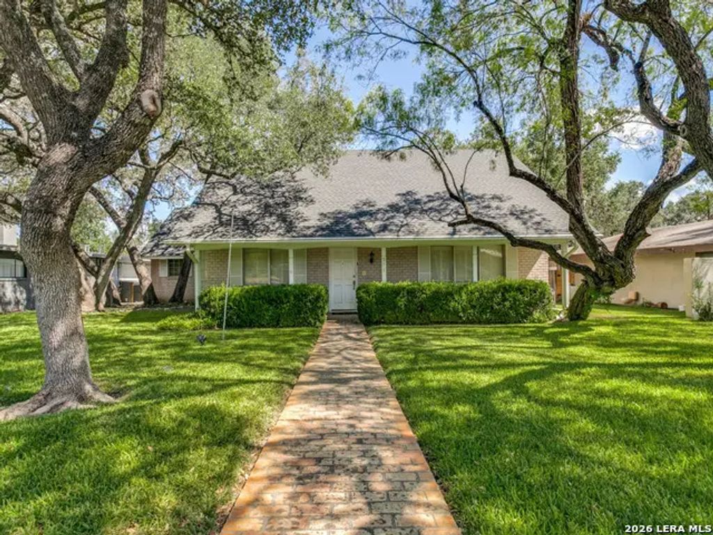 271 Rockhill Dr, San Antonio