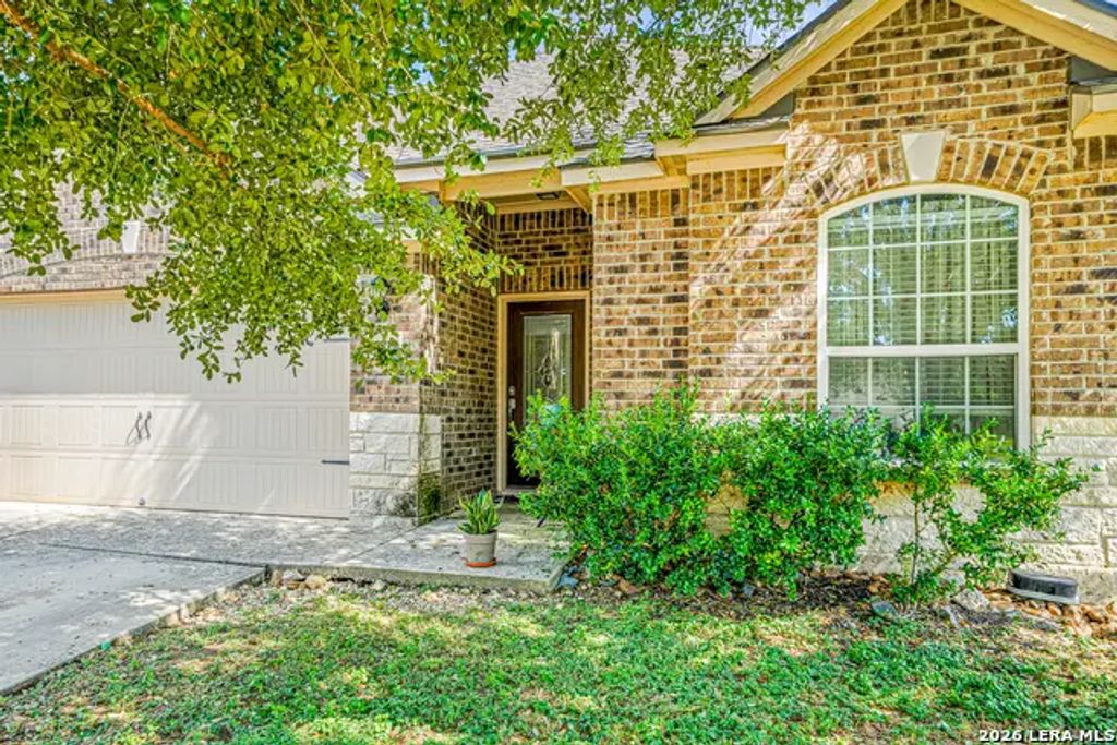 6719 Luckey Pond, San Antonio