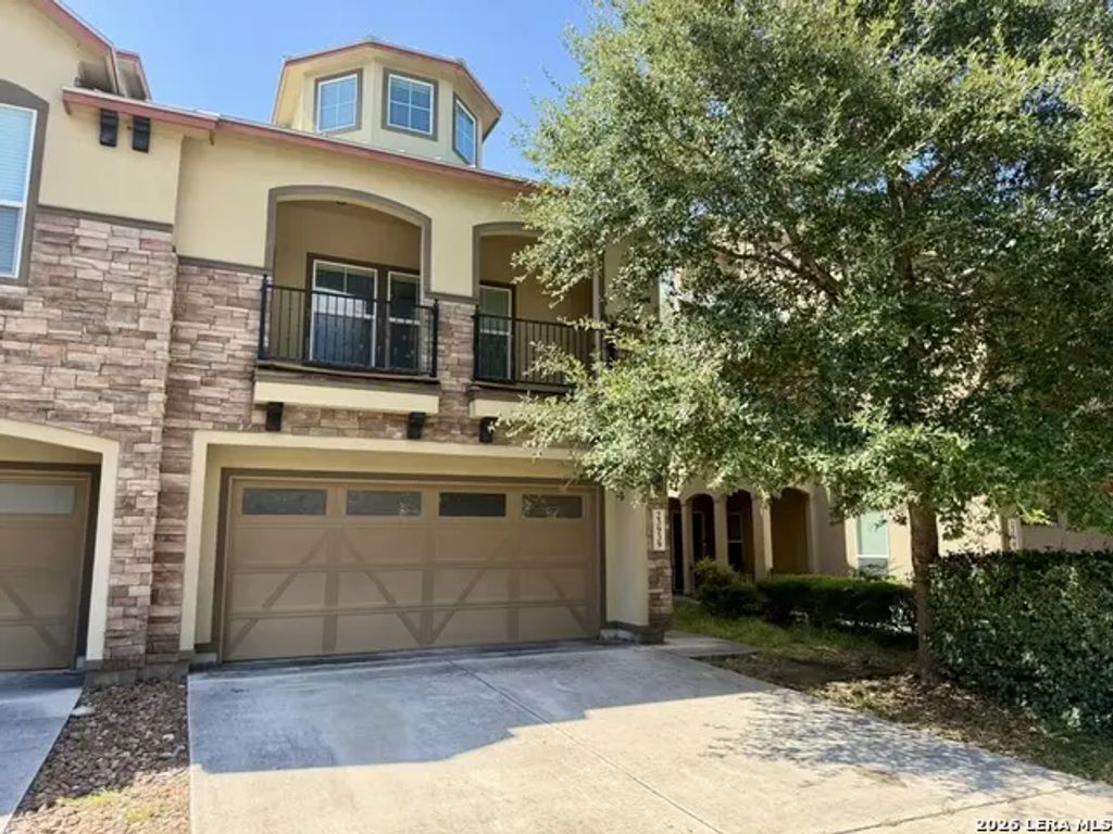 23939 Stately Oaks, San Antonio