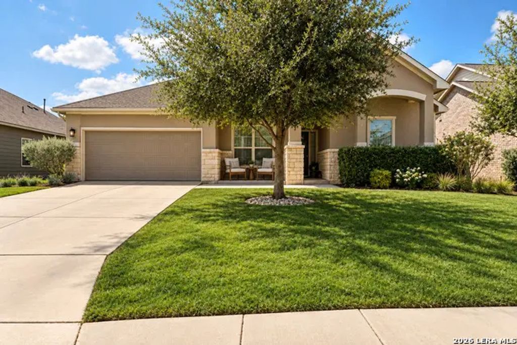 833 Stratus Path, New Braunfels