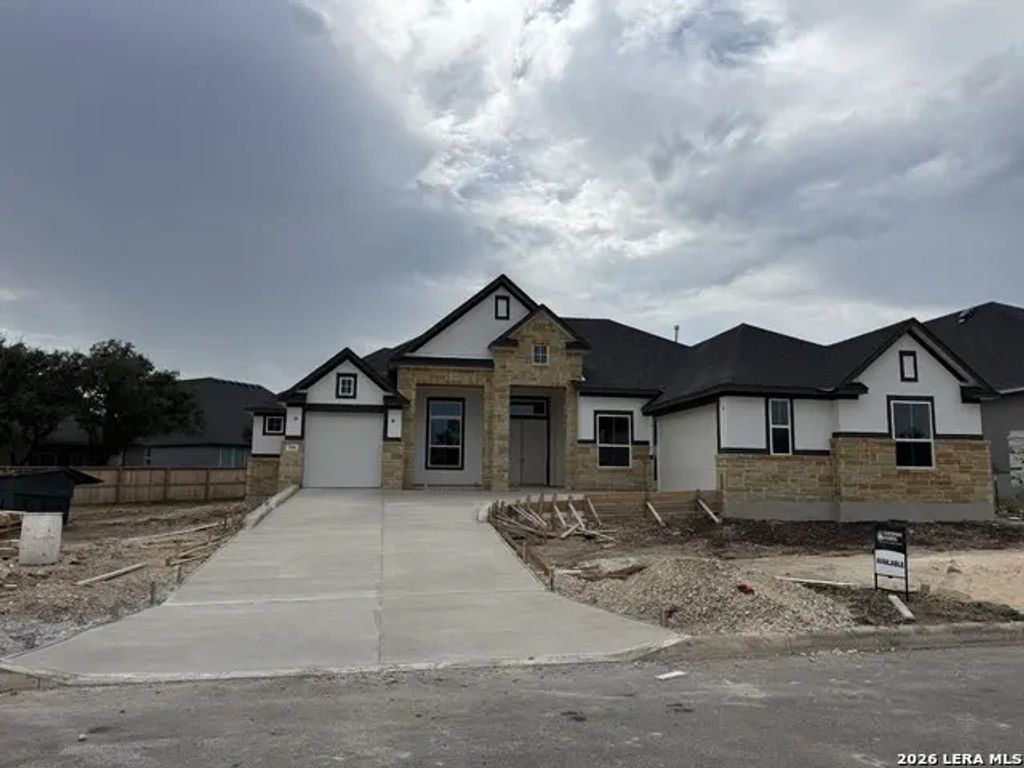 246 Raven Road, Castroville