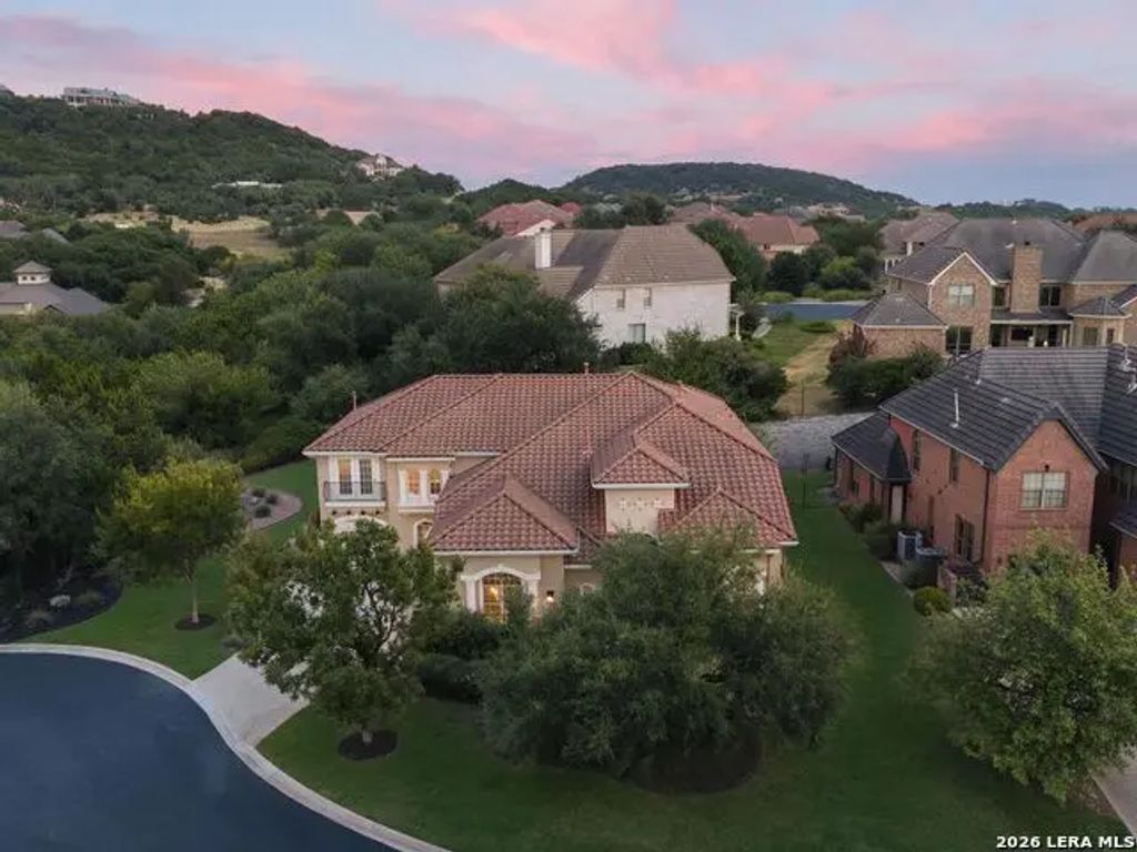 24718 Staffordshire, San Antonio