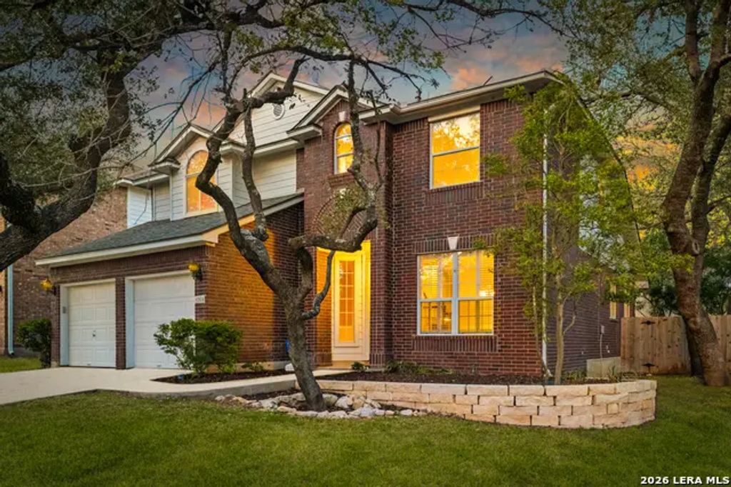 2634 Lakehills, San Antonio