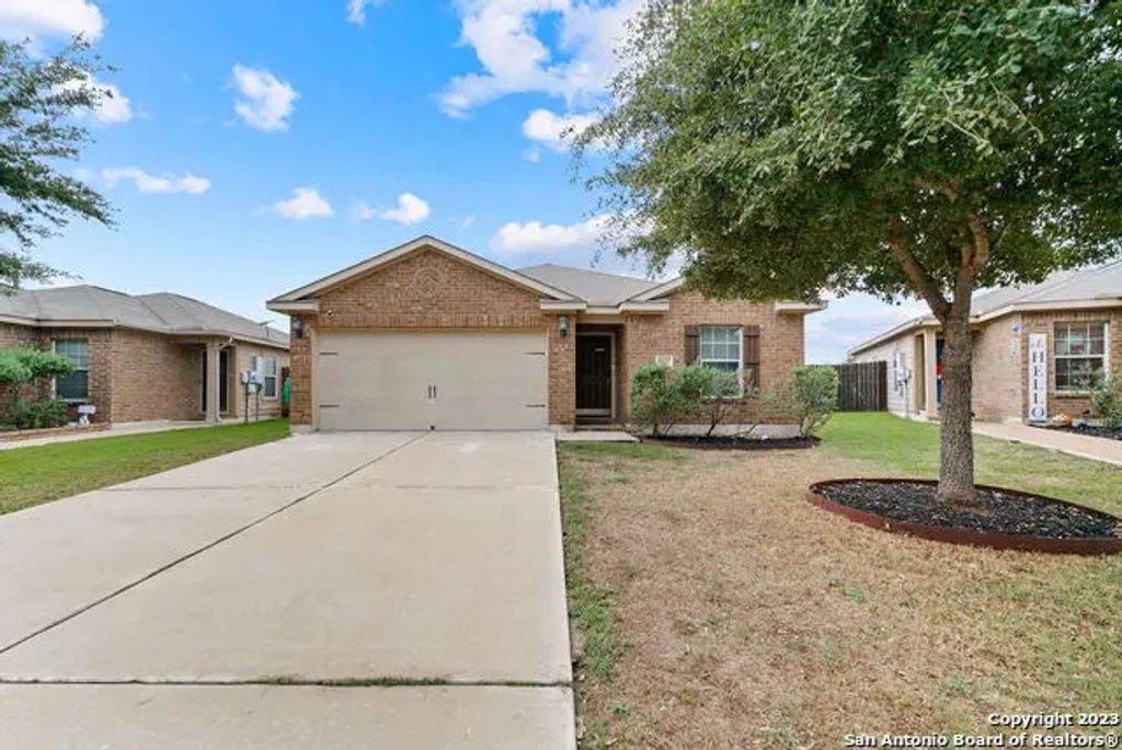 6643 Luckey Tree, San Antonio