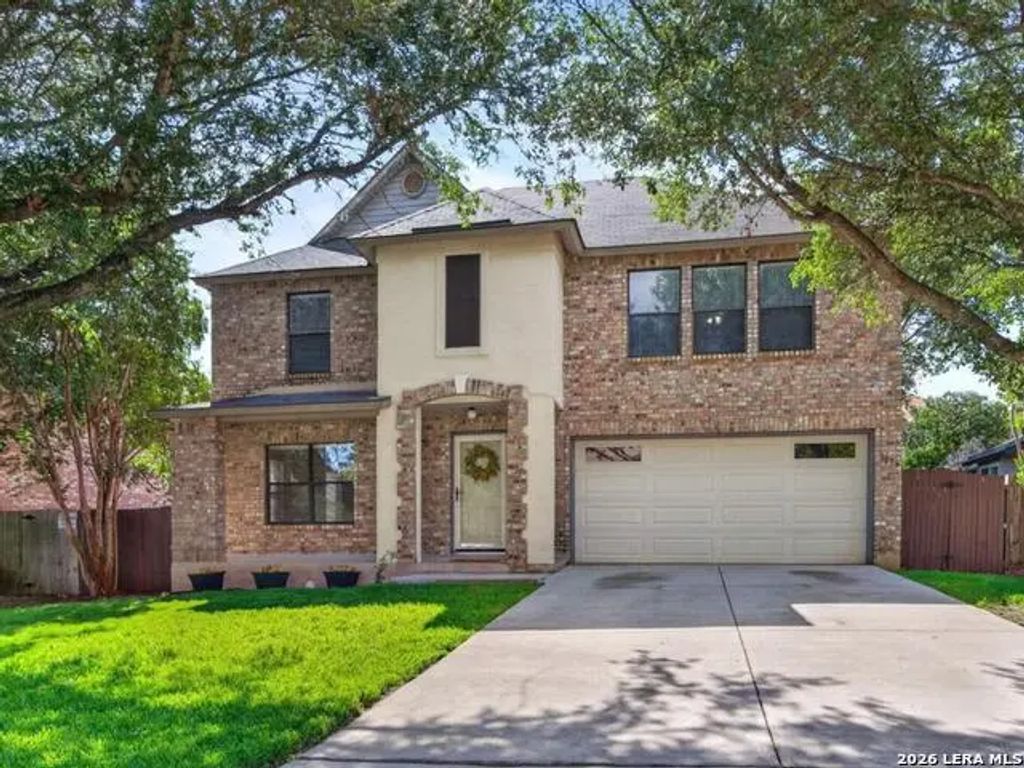 1076 Boxer Pass Dr, Schertz