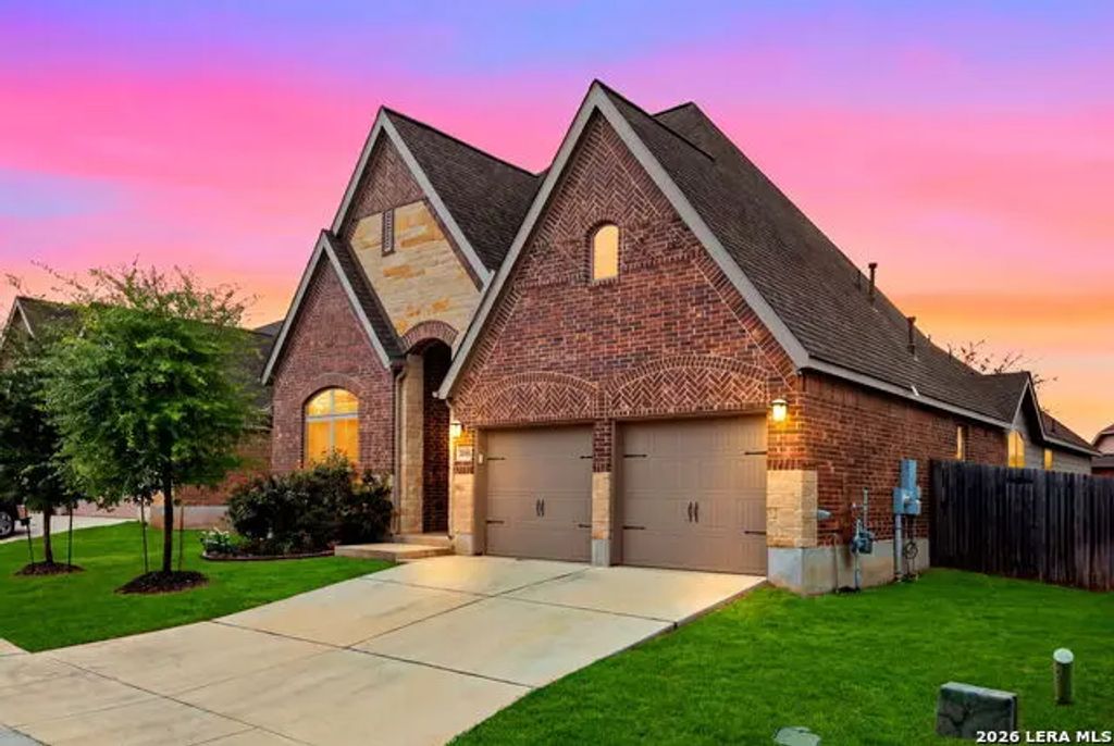 8826 Haystack Rd, San Antonio