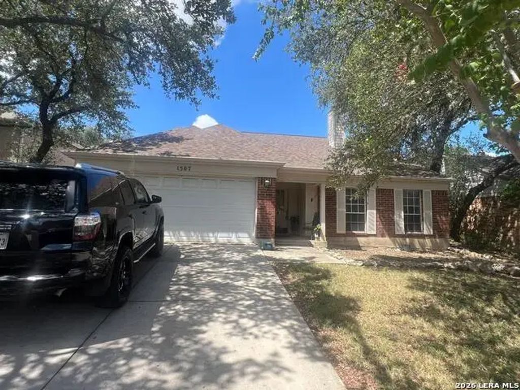 1507 N Kingsbridge, San Antonio