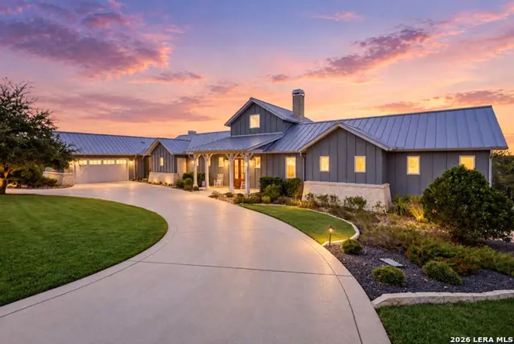10033 Kendall Cyn, San Antonio