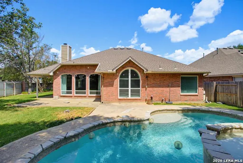 2042 Thicket Trail, San Antonio