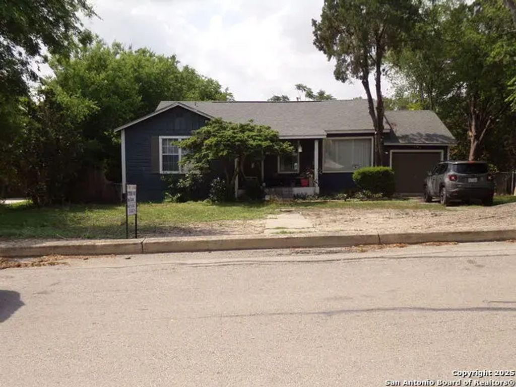1126 Garraty Rd, San Antonio
