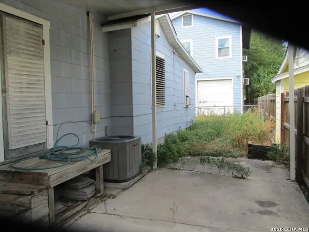 1325 Elsmere, San Antonio