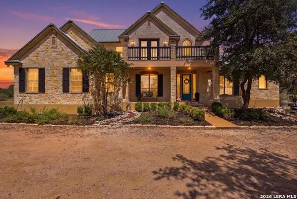 172 River Chase Dr, New Braunfels