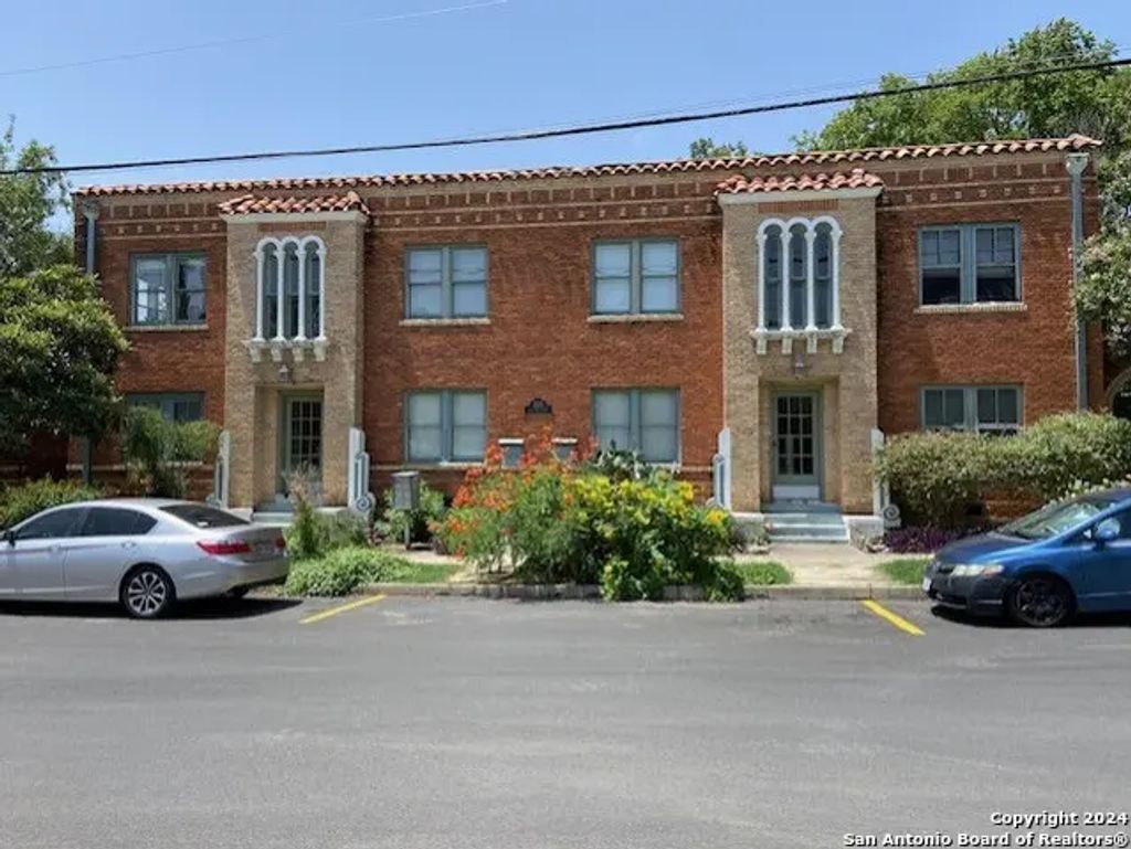 323 Carleton Ct 6, San Antonio