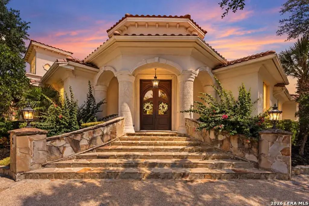 2 Belcourt Pl, San Antonio