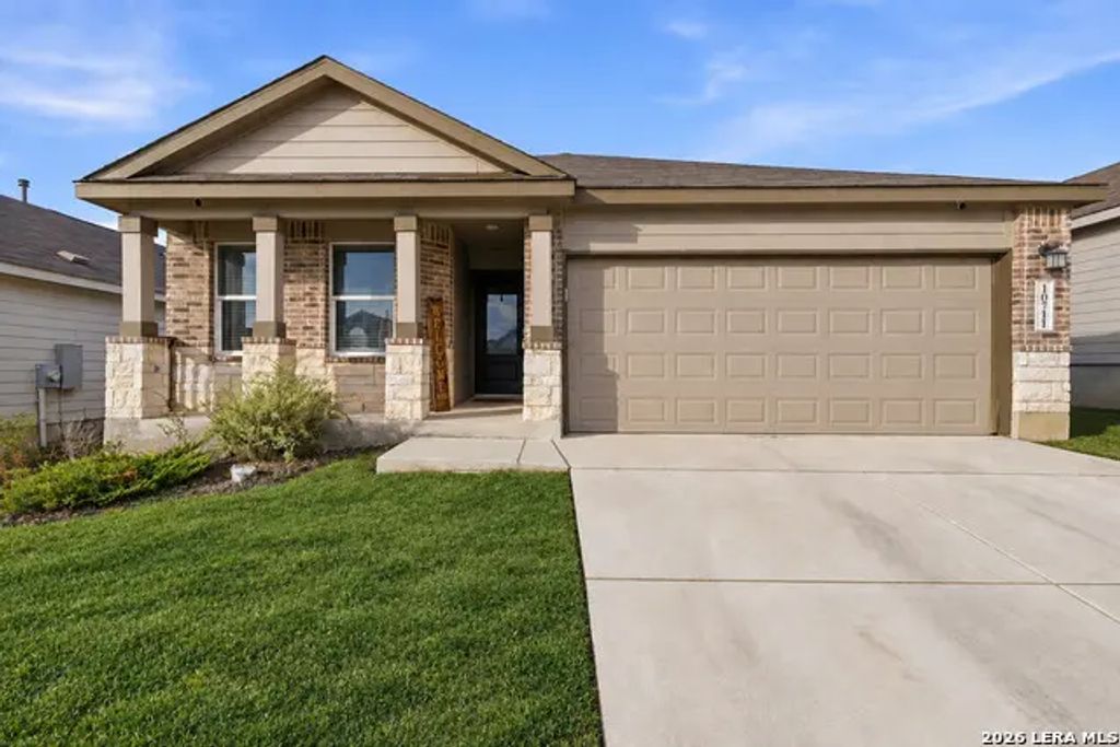 10711 Hernando Court, Converse