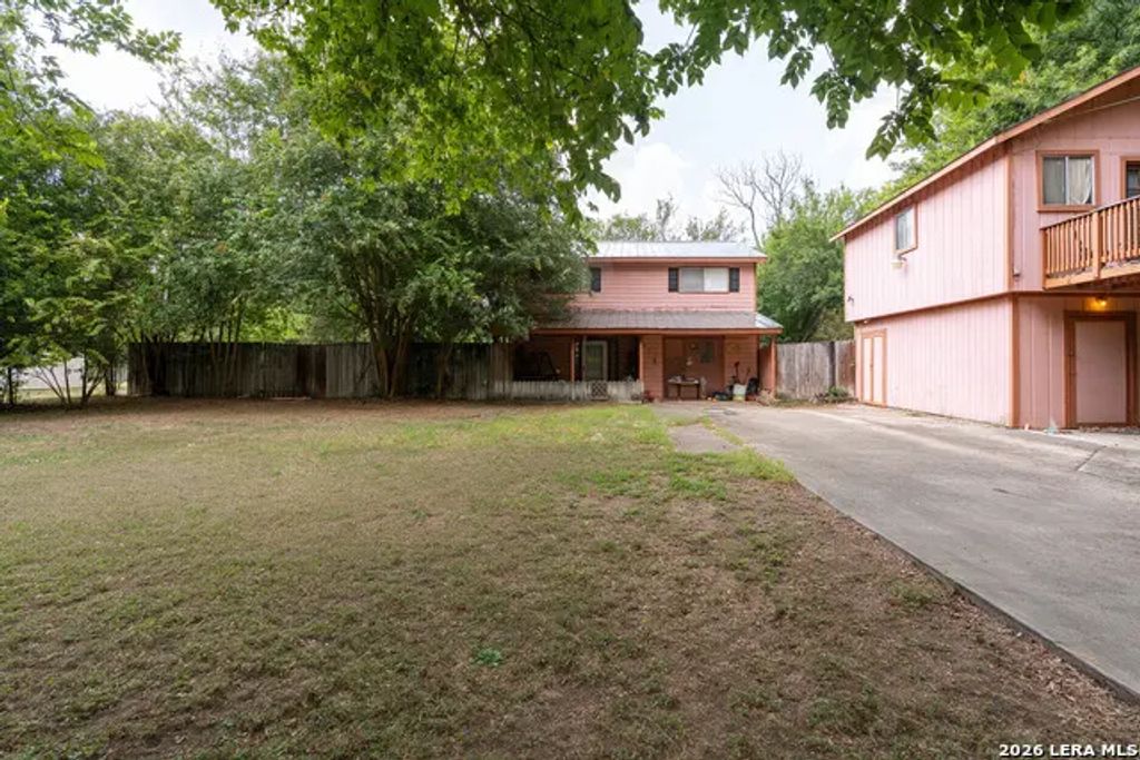 2114 Terminal Loop Rd, McQueeney