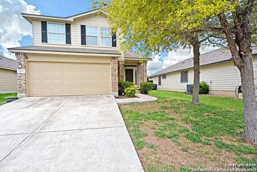 2121 Sinclair Dr, New Braunfels